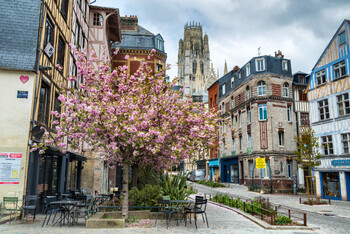 Спрос на туры в Европу у россиян вырос на 30% 