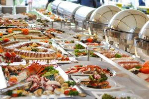 Трансформация кейтеринга: современные тенденции и инновации в индустрии обслуживания питания