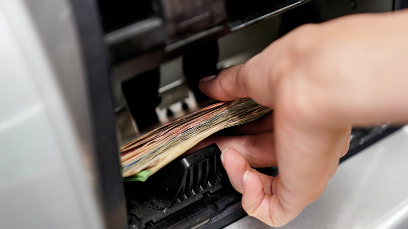 Банки начали вдвое снижать платежи по ипотеке в первый год кредита