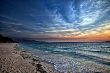 Два сильных землетрясения произошли в Индонезии 