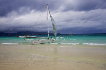 На Филиппинах произошло сильное землетрясение, есть жертвы