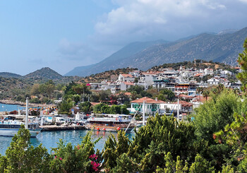 Отельеры Турции снизили цены на летние туры на 30%