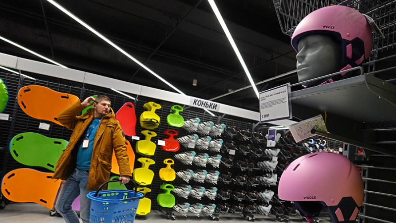 Decathlon продолжил вести бизнес в России через другие компании