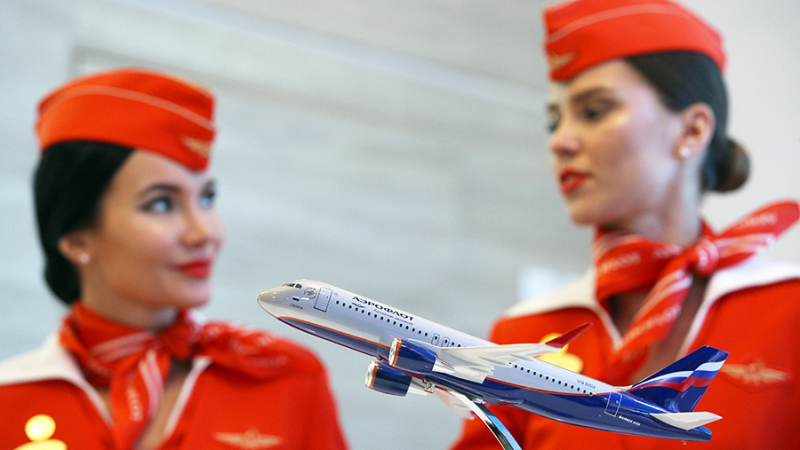 Путин попросил главу «Аэрофлота» держать уровень качества обслуживания