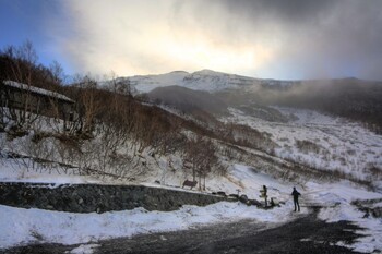 В Японии автобус с иностранными туристами попал в ДТП, есть раненые 