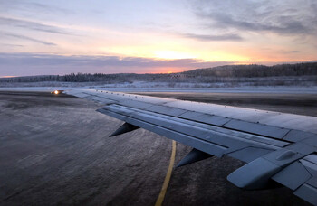 Два пассажирских самолёта столкнулись в аэропорту Японии