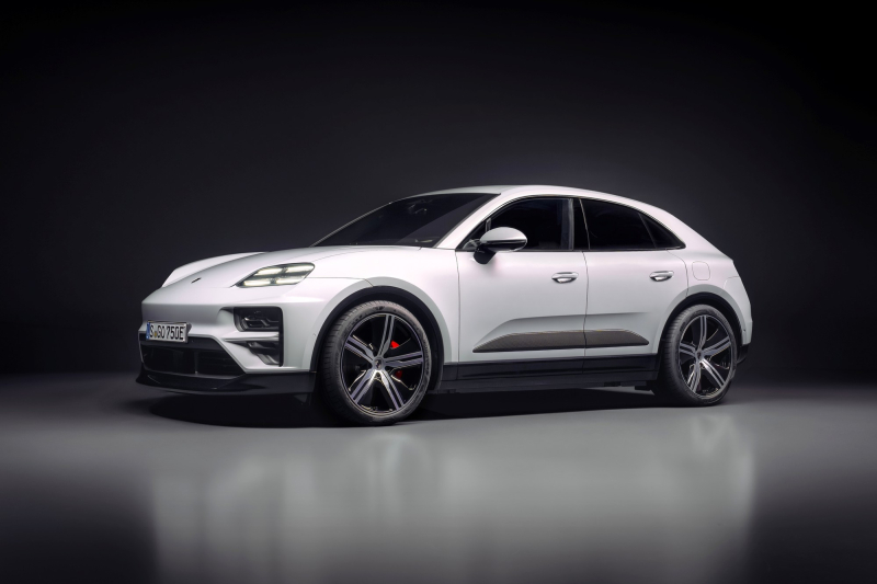 Электрический Porsche Macan: две версии, два багажника и двухэтажная оптика