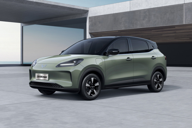 GM и SAIC показали дешёвую альтернативу Volkswagen ID.3