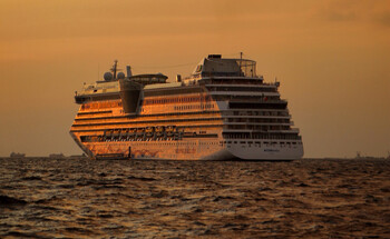 Круизный лайнер «Владимир Жириновский» спустят на воду в этом году