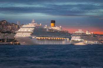 Крупнейший в мире круизный лайнер отправился свой первый рейс (ВИДЕО)