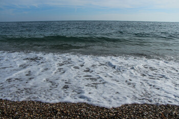 На пляже пятизвёздочного отеля в Анталии нашли тело без головы