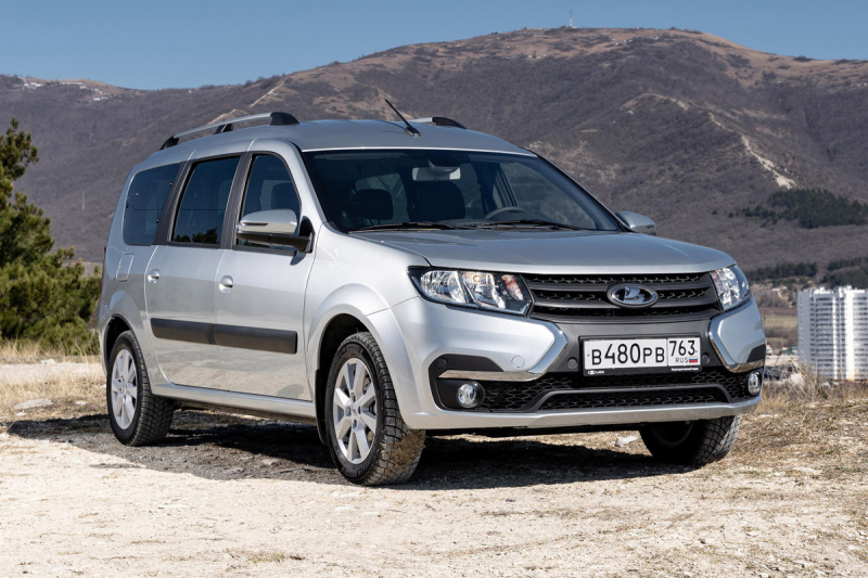 Стало известно, сколько универсалов и фургонов Lada Largus будет выпущено до конца года