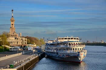В 2023 году речные вокзалы Москвы приняли рекордное количество посетителей 