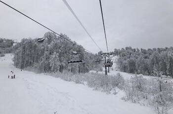 В Сочи из-за непогоды закрыли горнолыжные трассы