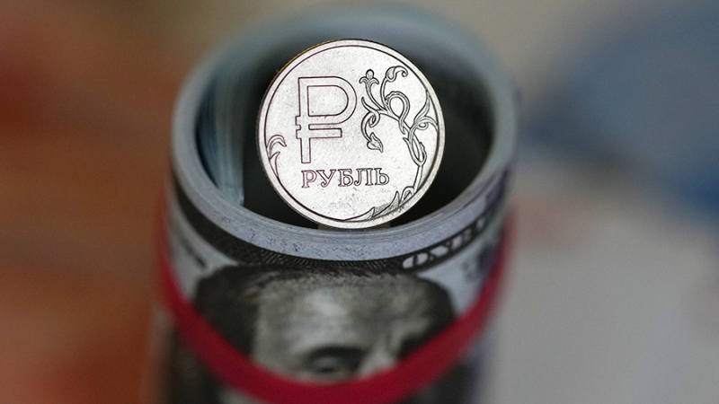 Аналитик спрогнозировал курс рубля в феврале