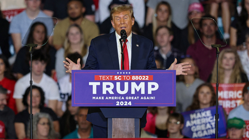 Болтон обвинил Трампа в закладывании базы для выхода США из НАТО