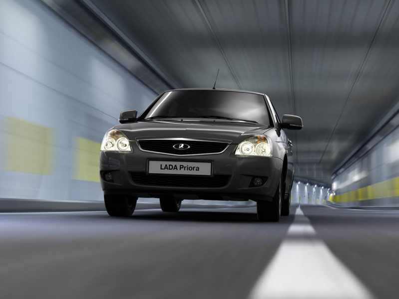 Авито Авто: динамика цен на автомобили с пробегом в начале 2024 года