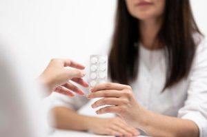 Как помочь человеку с наркологической проблемой