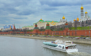 Иранская тургруппа впервые прибыла в Москву в рамках безвизового режима 