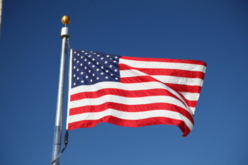 Посольство США работает над возобновлением выдачи виз россиянам 