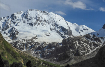 В горах Кабардино-Балкарии пострадала туристка 