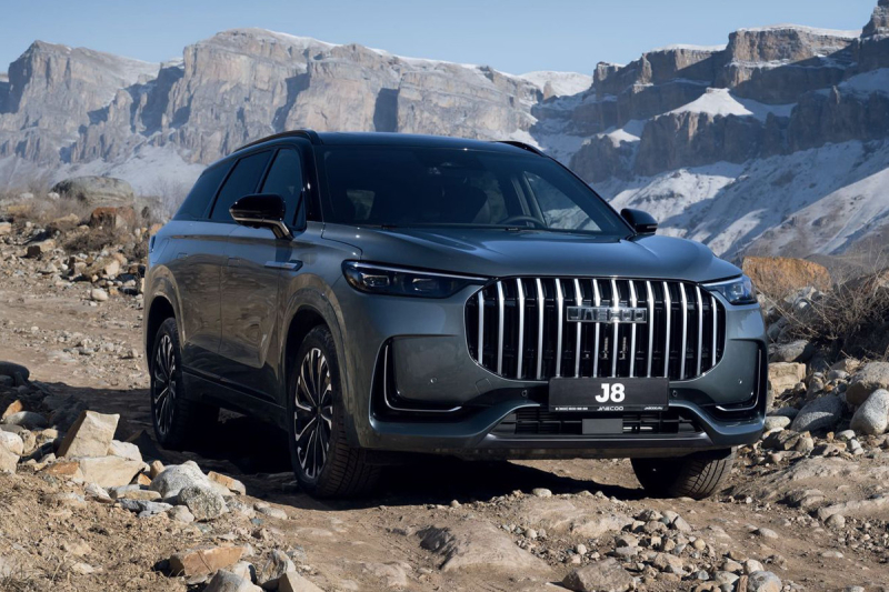 Флагманский кроссовер Jaecoo J8 вышел на российский рынок: цены известны