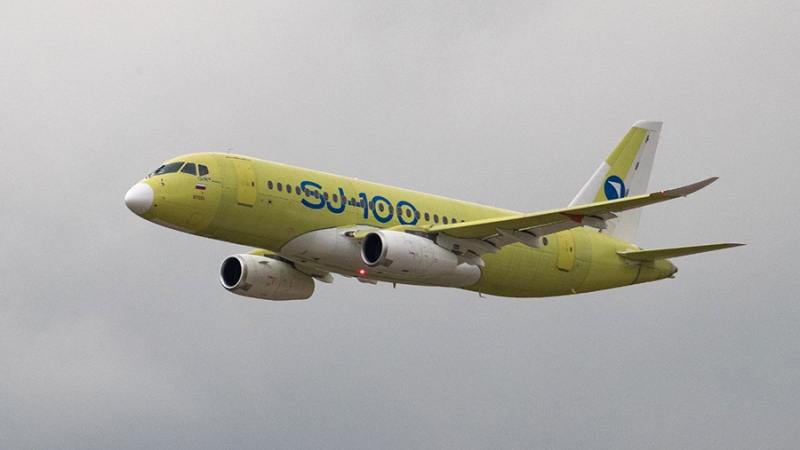 Импортозамещенный SJ-100 прилетел в Жуковский для подготовки к испытаниям