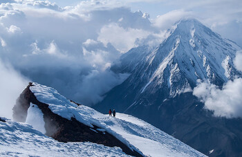 Пепел от вулкана Шивелуч распространился на 92 км