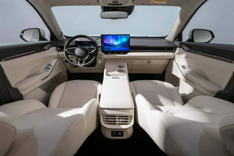 Рестайлинговый кроссовер Haval H6: теперь показан и салон