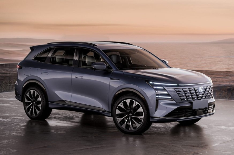 Кроссовер Changan CS75 Plus скоро по-настоящему сменит поколение: официальные фото