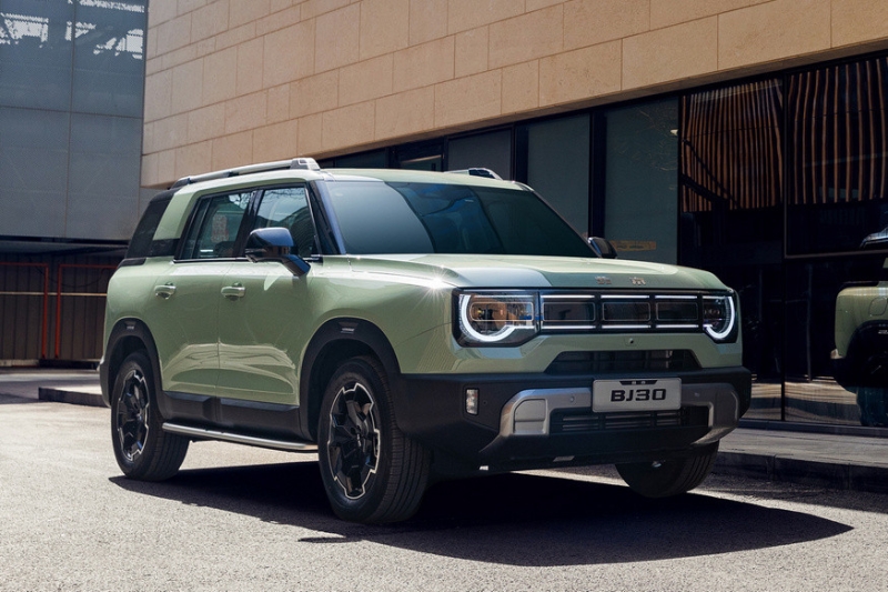 Новый BAIC Beijing BJ30 поступил в продажу и оказался дешевле конкурентов