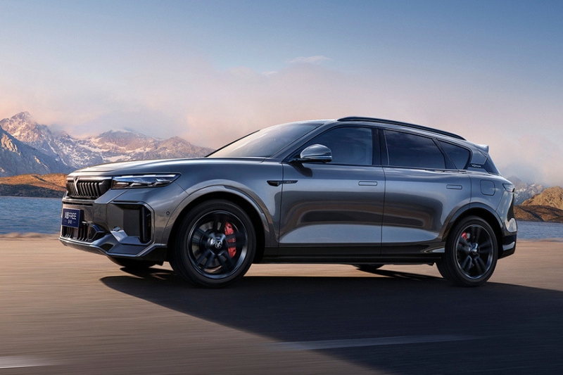 Премиальный кроссовер Voyah Free получил «бюджетную» версию