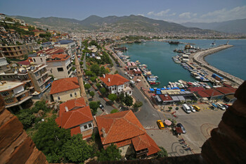 Туристка из РФ найдена мёртвой в отеле Алании 