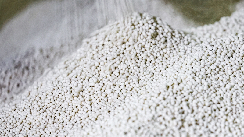 В России продлят фиксацию цен на минудобрения на уровне 2022 года