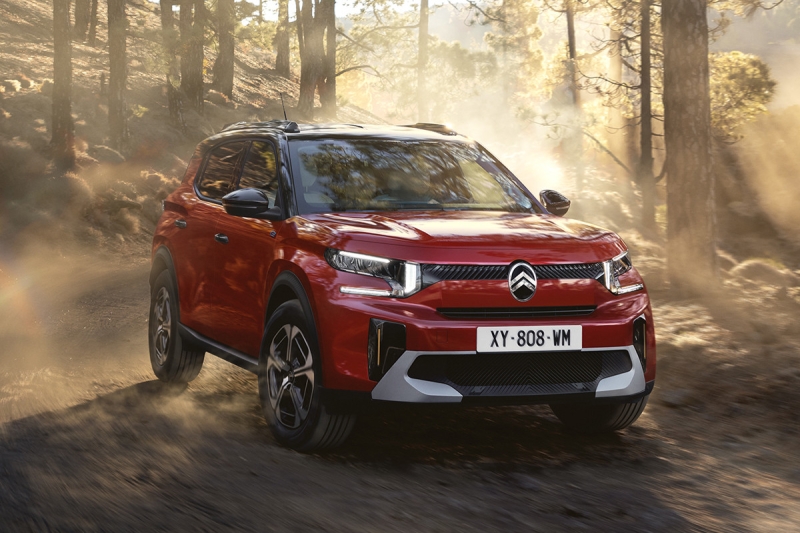 Citroen рассекретил новый C3 Aircross для Европы: семиместная версия и три варианта техники
