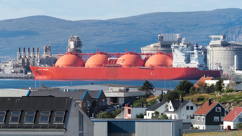 Экономист отметил влияние антироссийских санкций на рост цен на газ в Европе