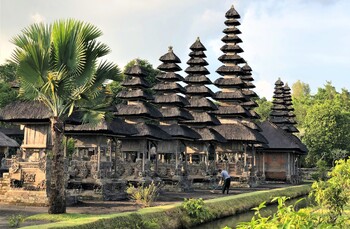 На Бали не будут увеличивать туристический сбор 