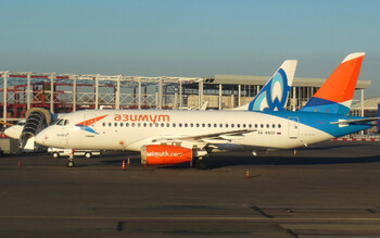 Неизвестные угрожали взорвать самолёт «Азимута», летевший из Турции