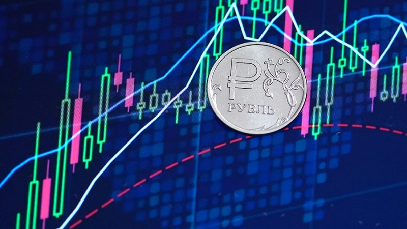 Песков подчеркнул важность качественного развития экономики страны