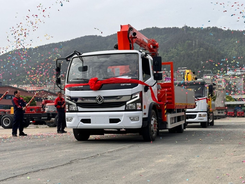 SINTEC Group и «Дунфэн Трак Рус» подписали соглашение о стратегическом партнёрстве