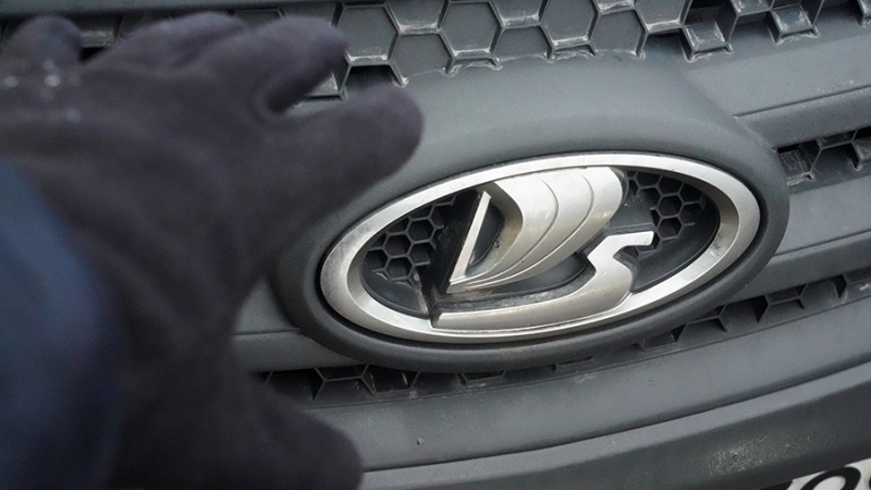 «В Дубае в ближайшее время будет открыт автосалон Lada»