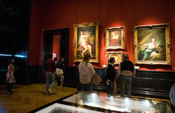 Во Франции могут ввести уголовную ответственность за атаки на произведения искусства 