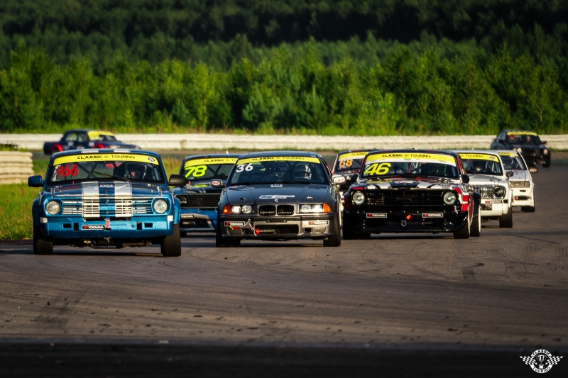 Гонки на боевой классике проведут этап в рамках GARAGE FEST!