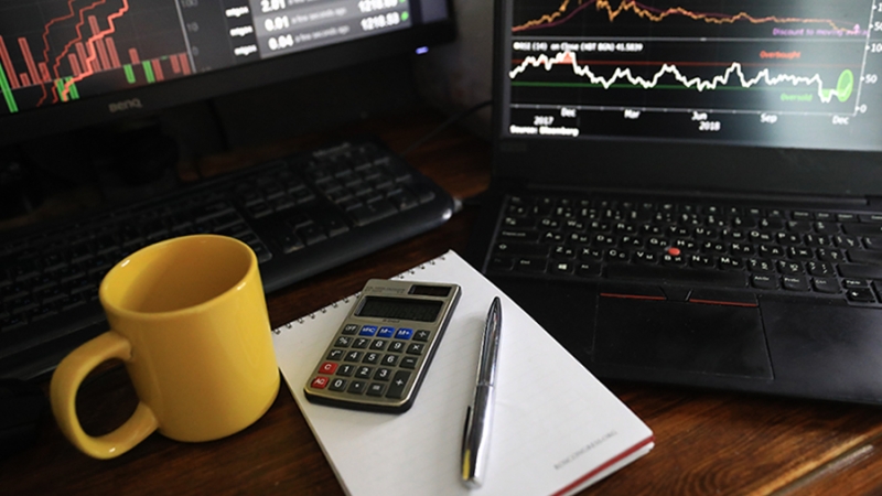 Экономист Родин призвал относиться скептически к бинарным опционам