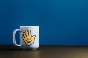 Брендирование с пользой: кружки с логотипом как эффективный инструмент рекламы