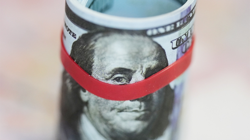 Китай в августе поставил России часов на рекордные $40,9 млн