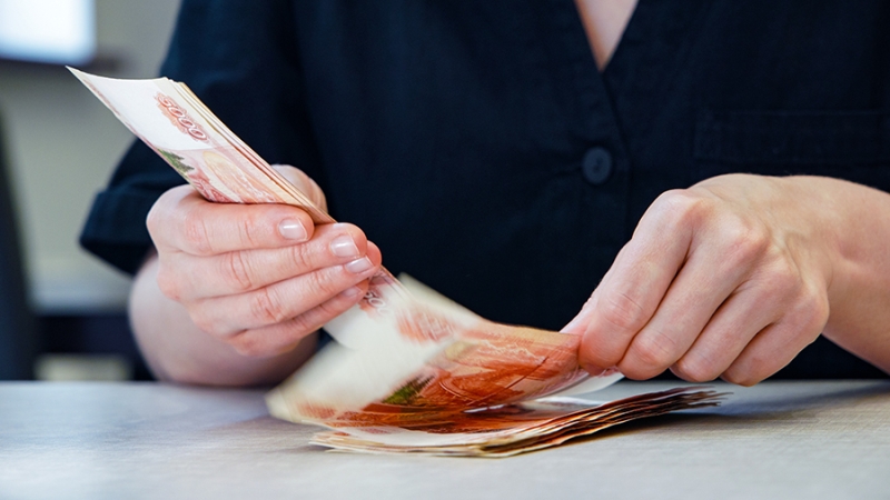 Мантуров указал на востребованность рубля в мировой торговле