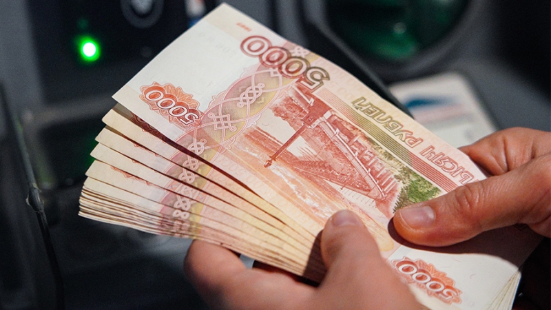 Средняя максимальная ставка по рублевым вкладам выросла до 17,63 %