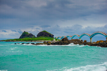 На Тайвань обрушился мощный тайфун «Конг-рей» 