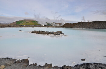 Извержение вулкана вновь началось в Исландии